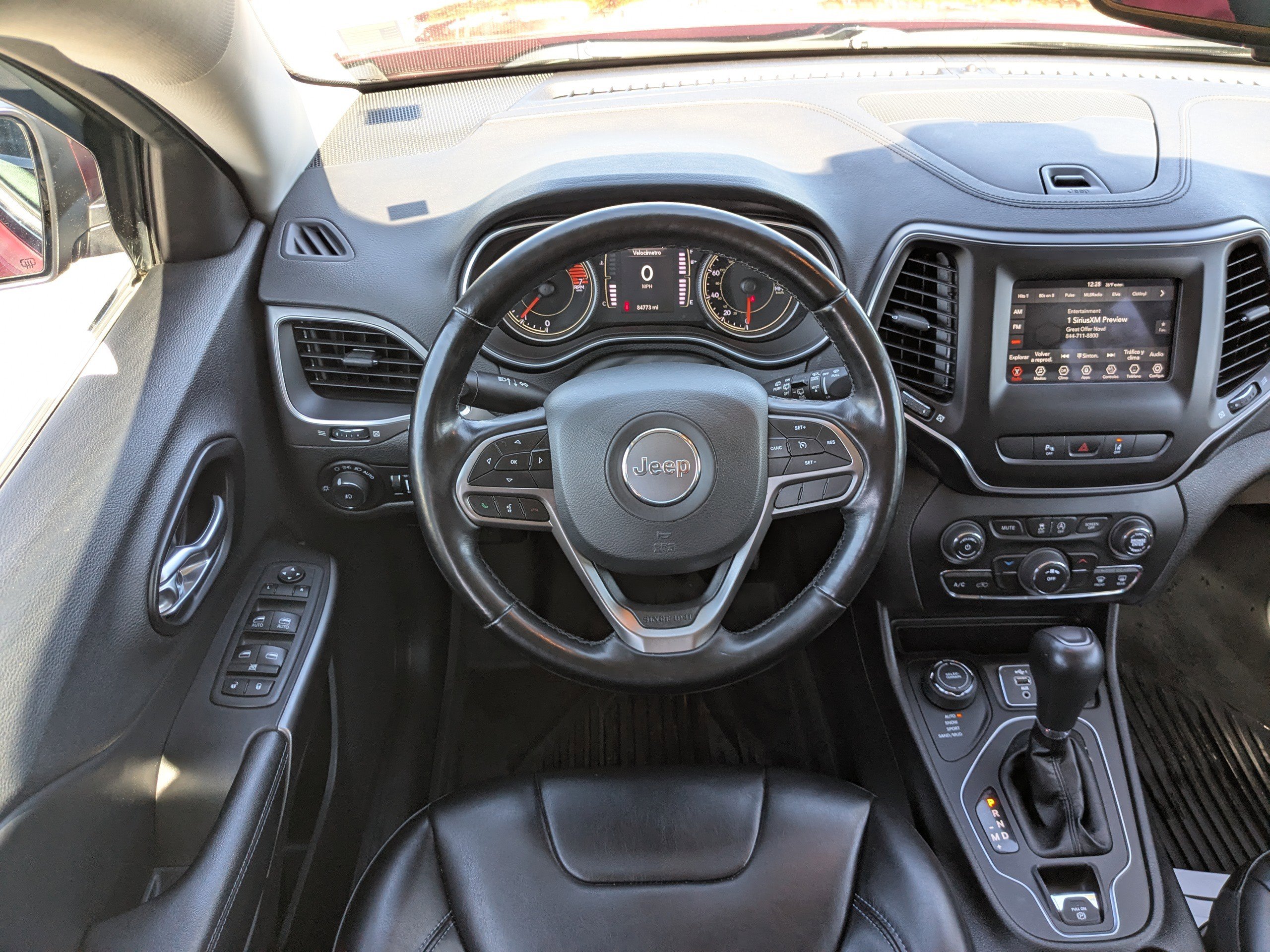 Used 2021 Jeep Cherokee Latitude Plus image 15