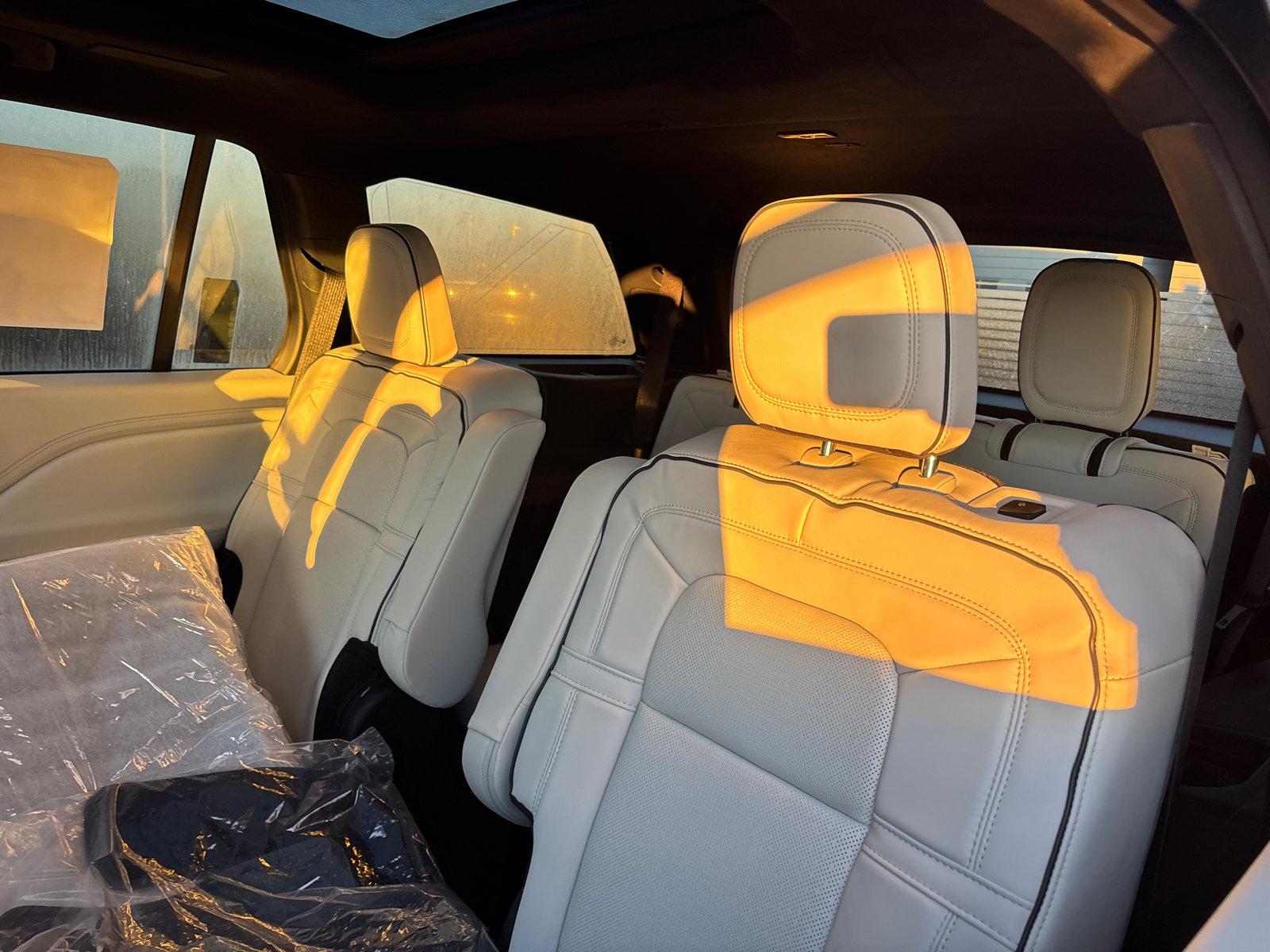 New 2026 Lincoln Aviator Black Label w/ Dynamic Handling Package AWD/4WD image 24