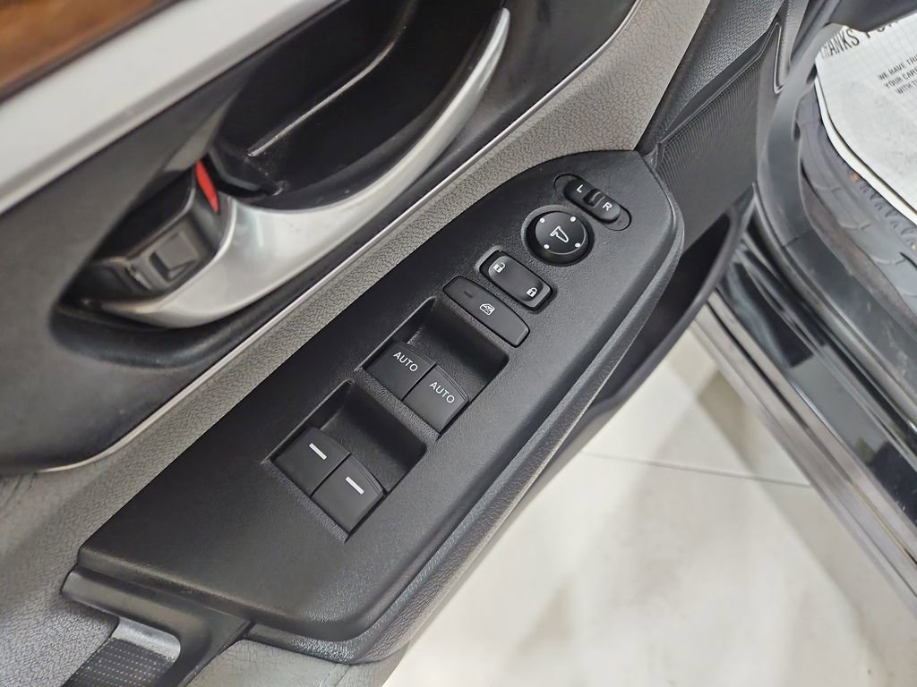 Used 2022 Honda CR-V EX image 11
