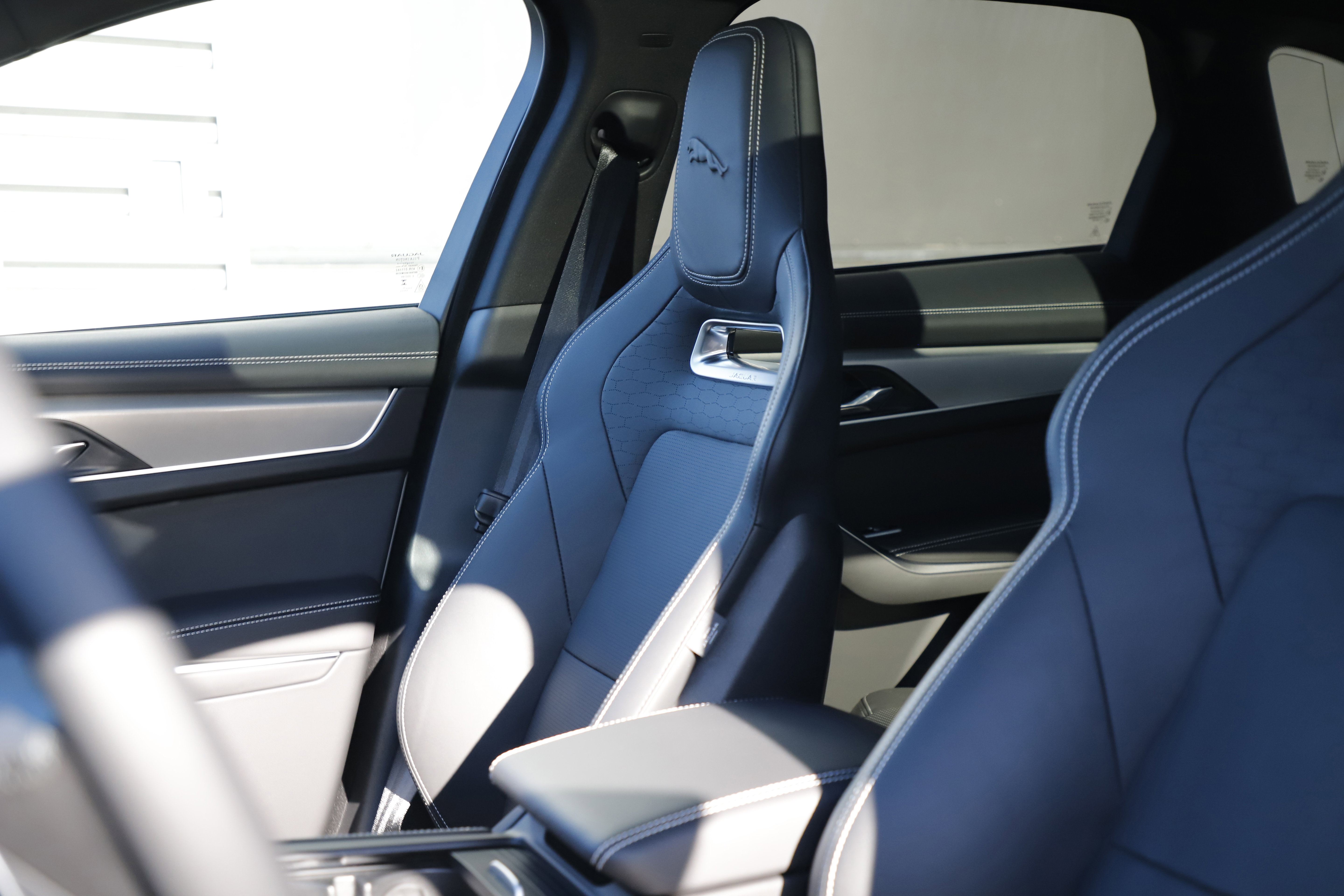New 2026 Jaguar F-PACE R-Dynamic S AWD/4WD image 20