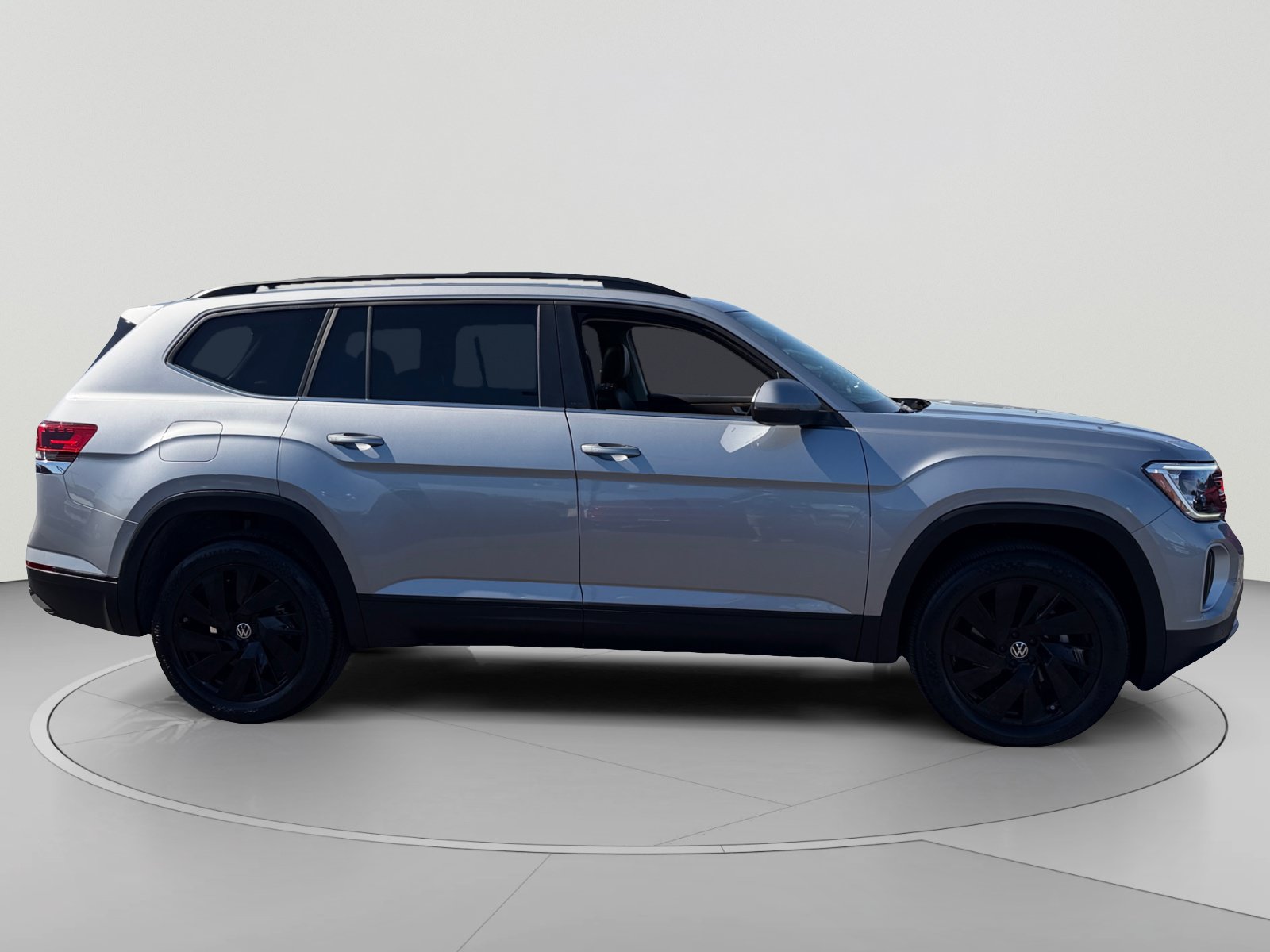 Used 2026 Volkswagen Atlas SE FWD image 6