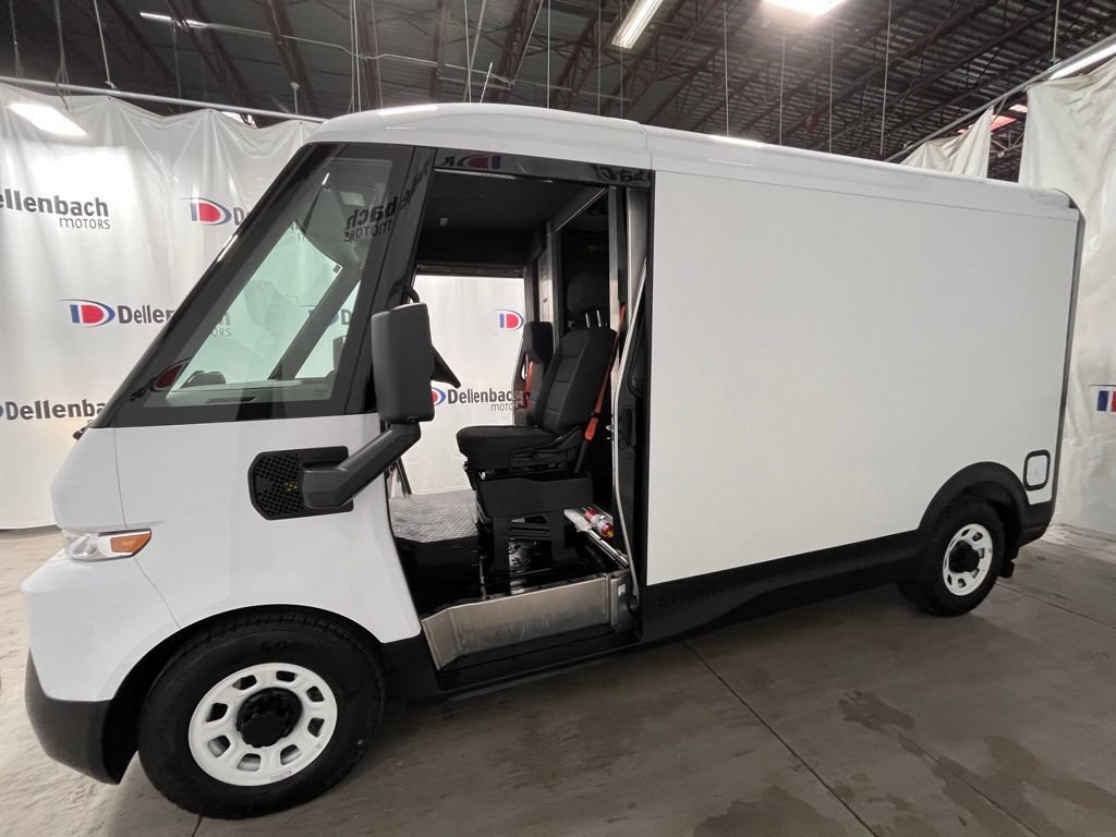 Used 2024 Chevrolet Brightdrop 400 w/ Commercial Equipment Package AWD/4WD image 7