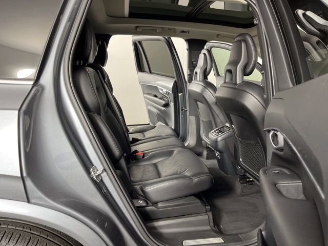Used 2020 Volvo XC90 T6 Momentum image 45