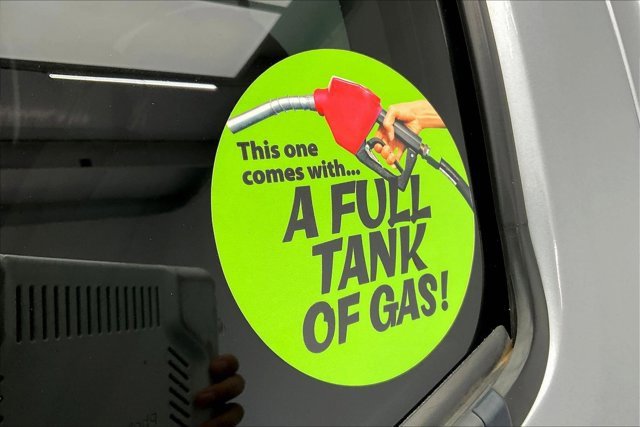 Used 2020 Toyota Tacoma SR5 image 36