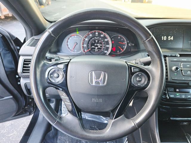 Used 2016 Honda Accord Sport image 12
