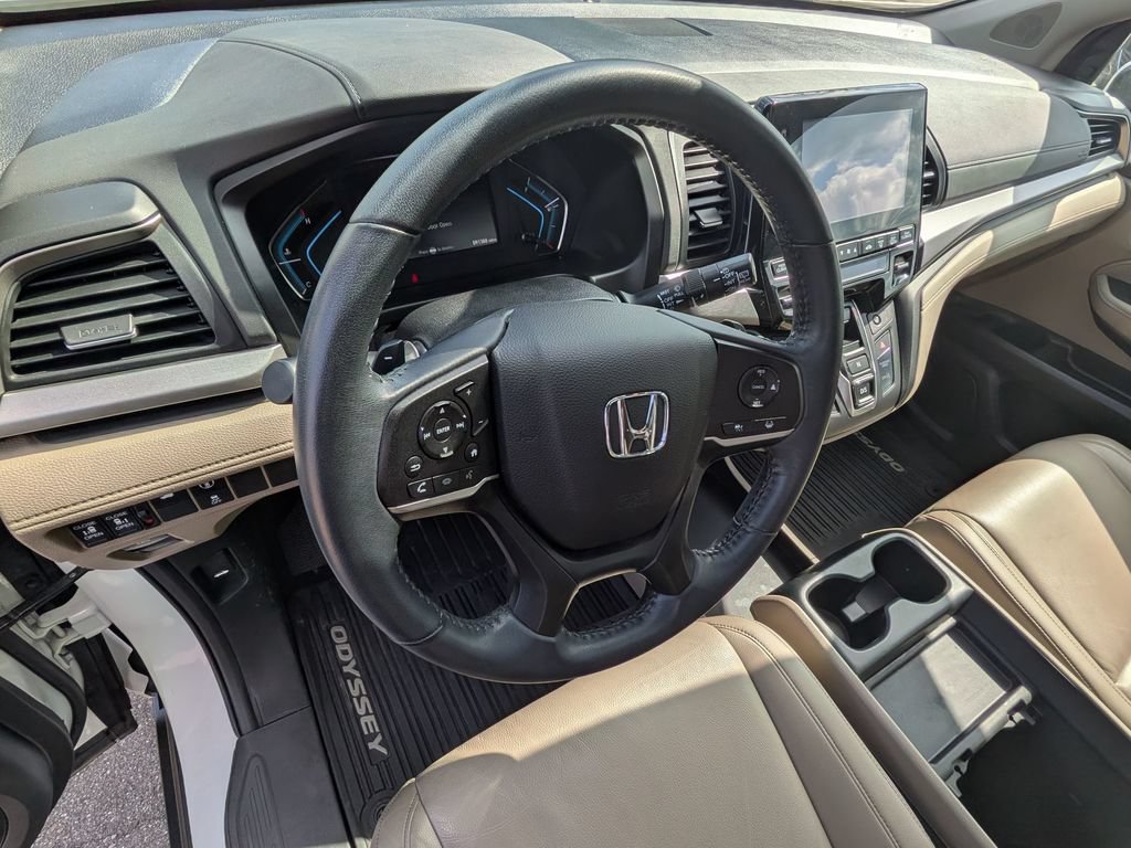 Used 2023 Honda Odyssey EX-L image 11