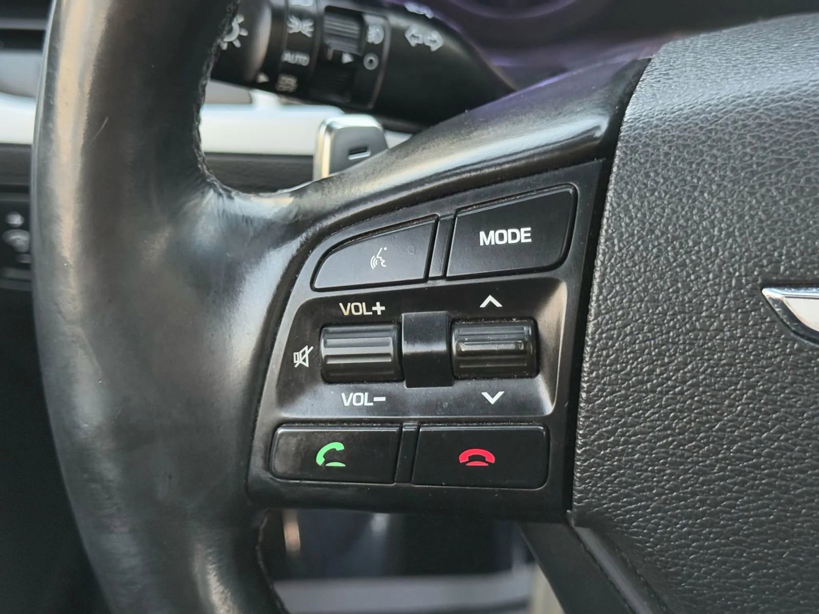 Used 2018 Genesis G80 3.8 w/ Option Group 02 image 32