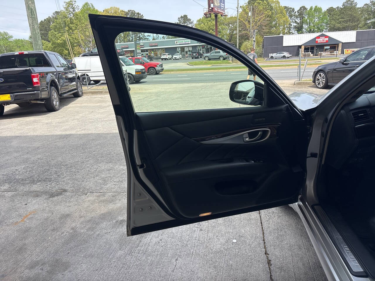 Used 2015 INFINITI Q70 3.7 image 4