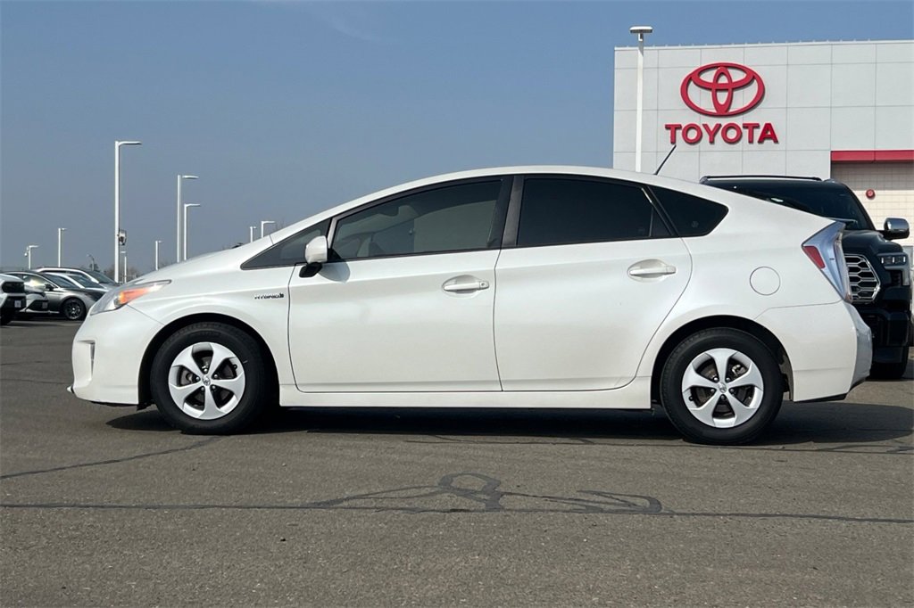 Used 2013 Toyota Prius Four image 9