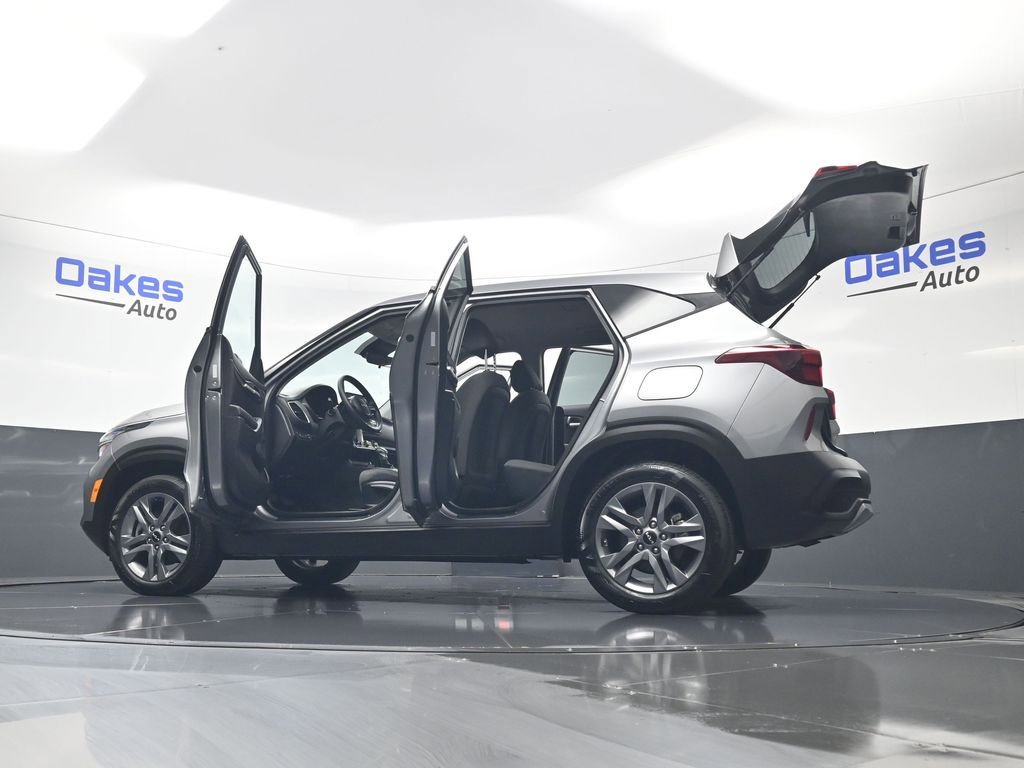Certified 2023 Kia Seltos LX image 59