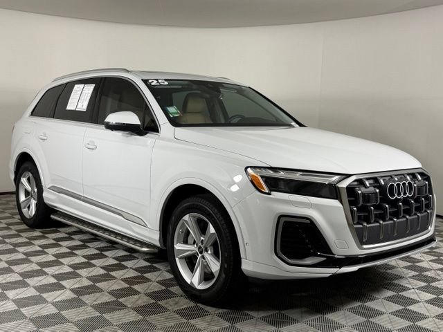 Used 2025 Audi Q7 2.0T Premium AWD/4WD image 10