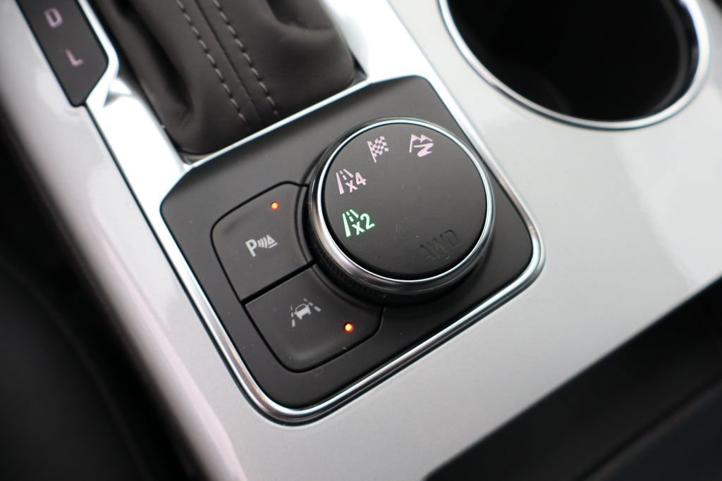 New 2026 Chevrolet Blazer LT w/ LPO, Floor Liner Package image 22