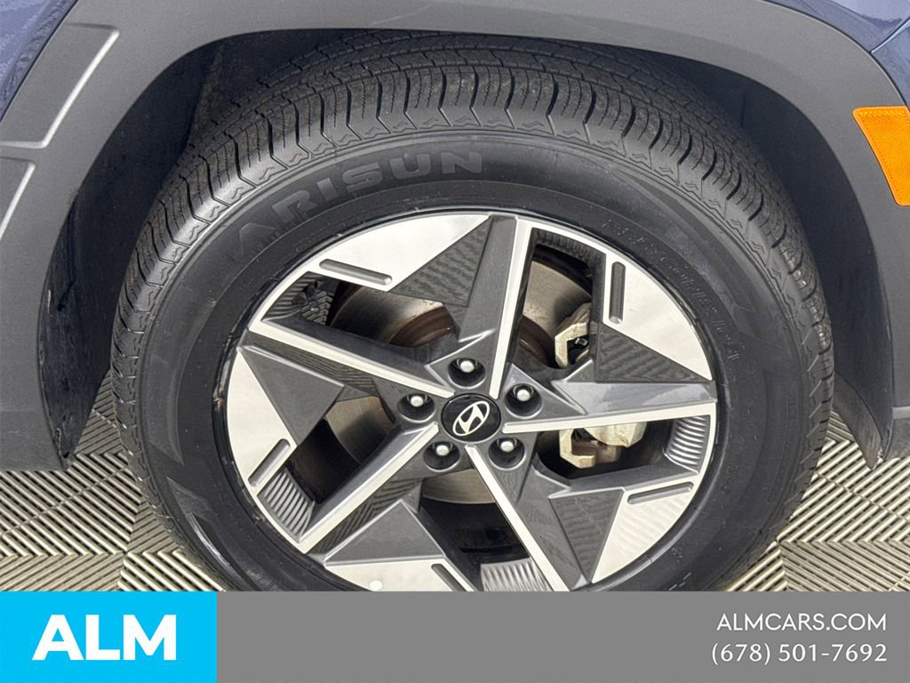 Used 2025 Hyundai Tucson SEL FWD image 16