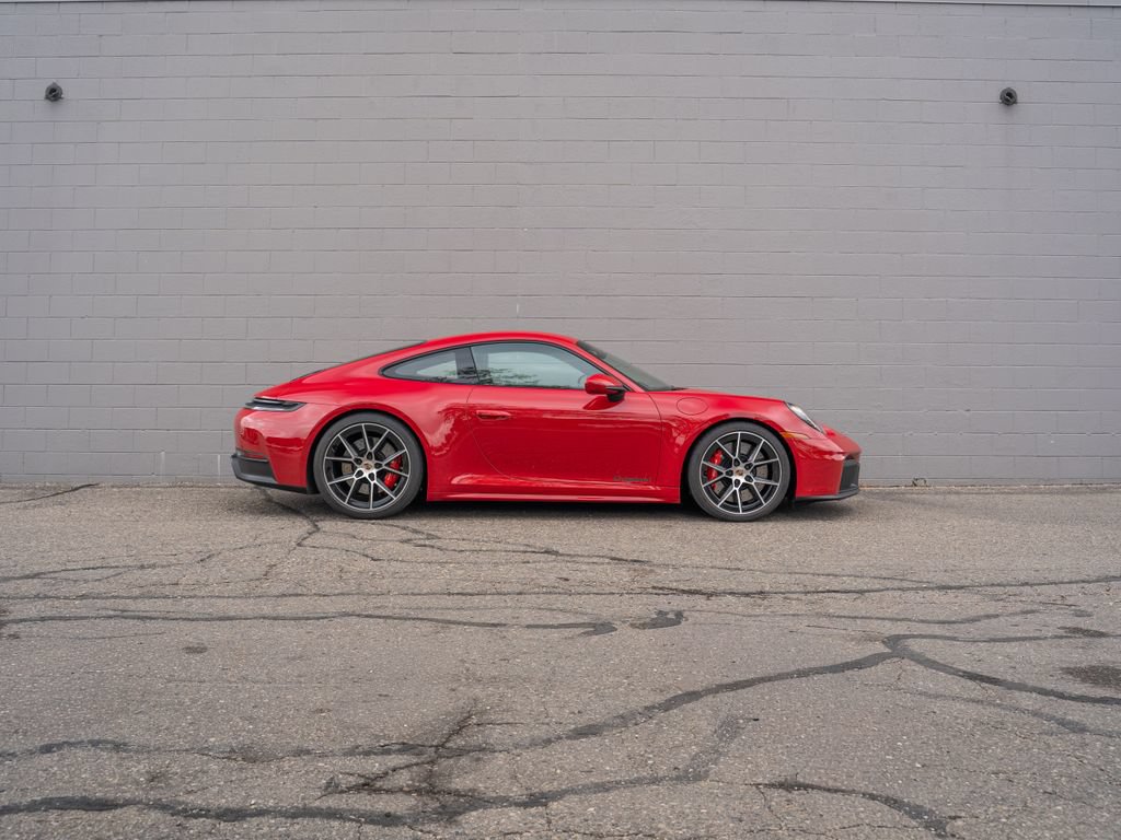 Used 2025 Porsche 911 GTS image 8