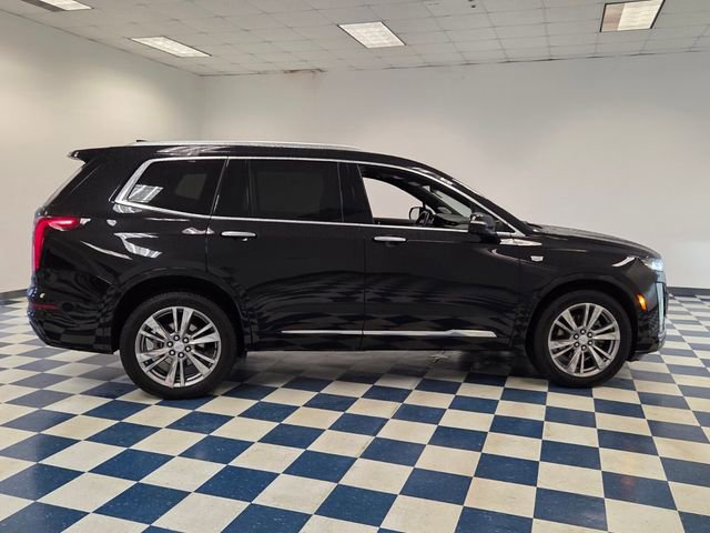 Used 2023 Cadillac XT6 Premium Luxury image 9