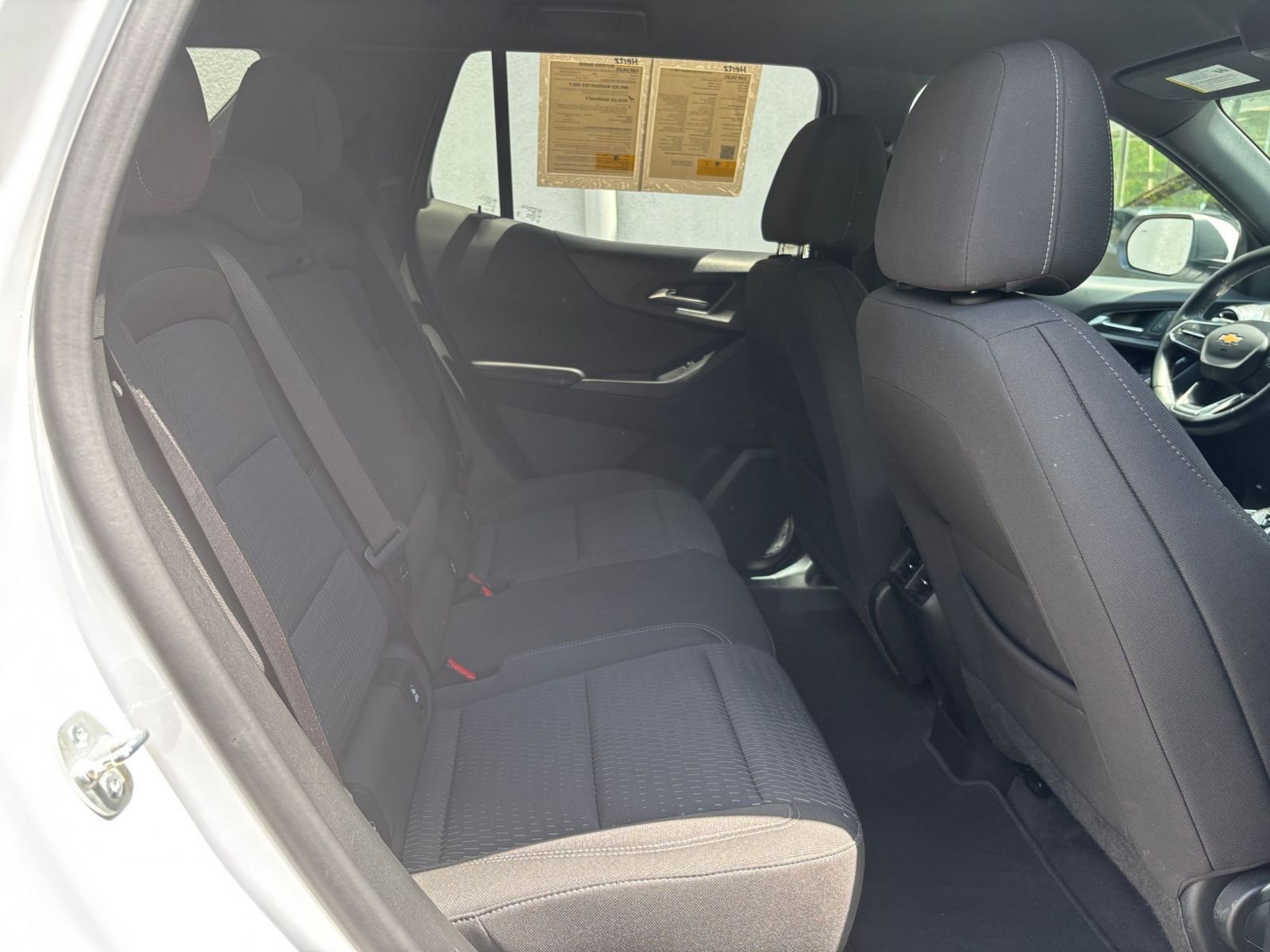 Used 2025 Chevrolet Equinox LT FWD image 40