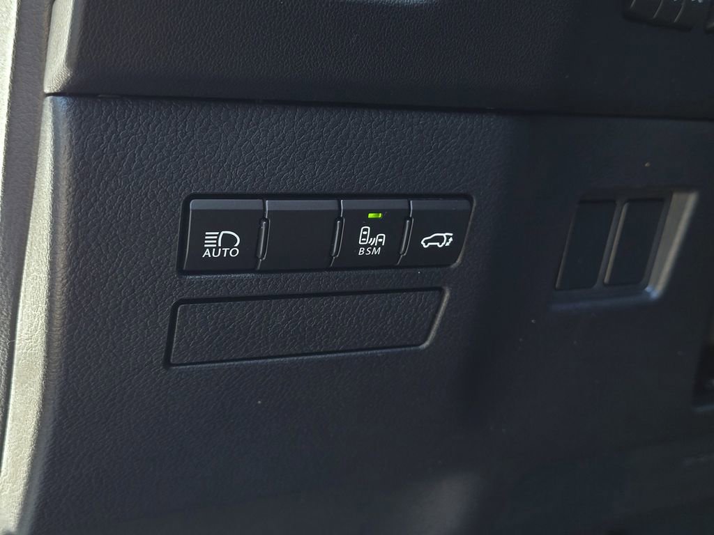 Used 2019 Lexus NX 300h AWD w/ Comfort Package image 17