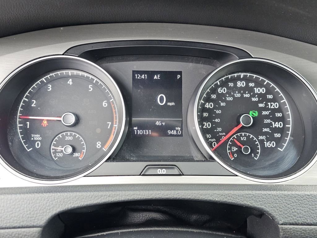 Used 2017 Volkswagen Golf SE FWD image 31