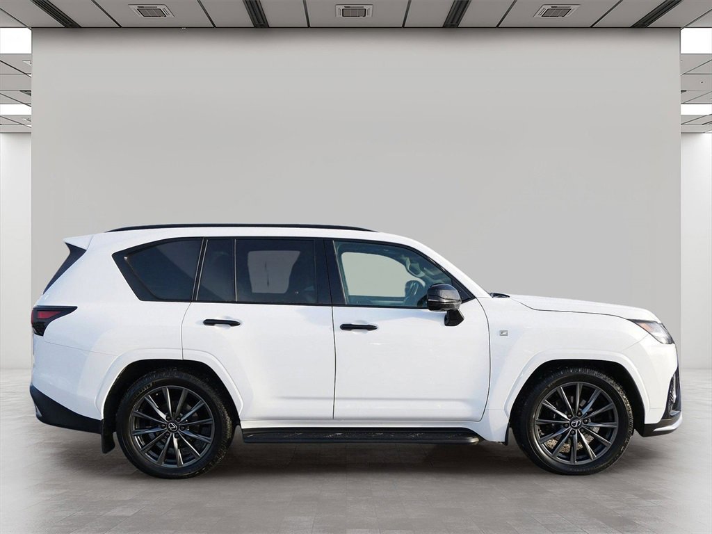 Used 2022 Lexus LX 600 F Sport image 6