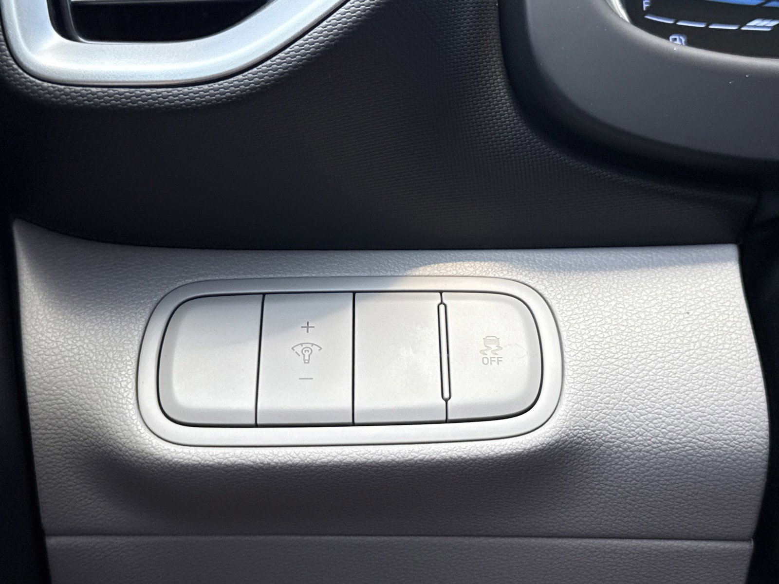 New 2026 Hyundai Venue SEL image 18