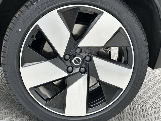 Certified 2023 Volvo XC40 Recharge Ultimate w/ Protection Package Premier AWD/4WD image 10