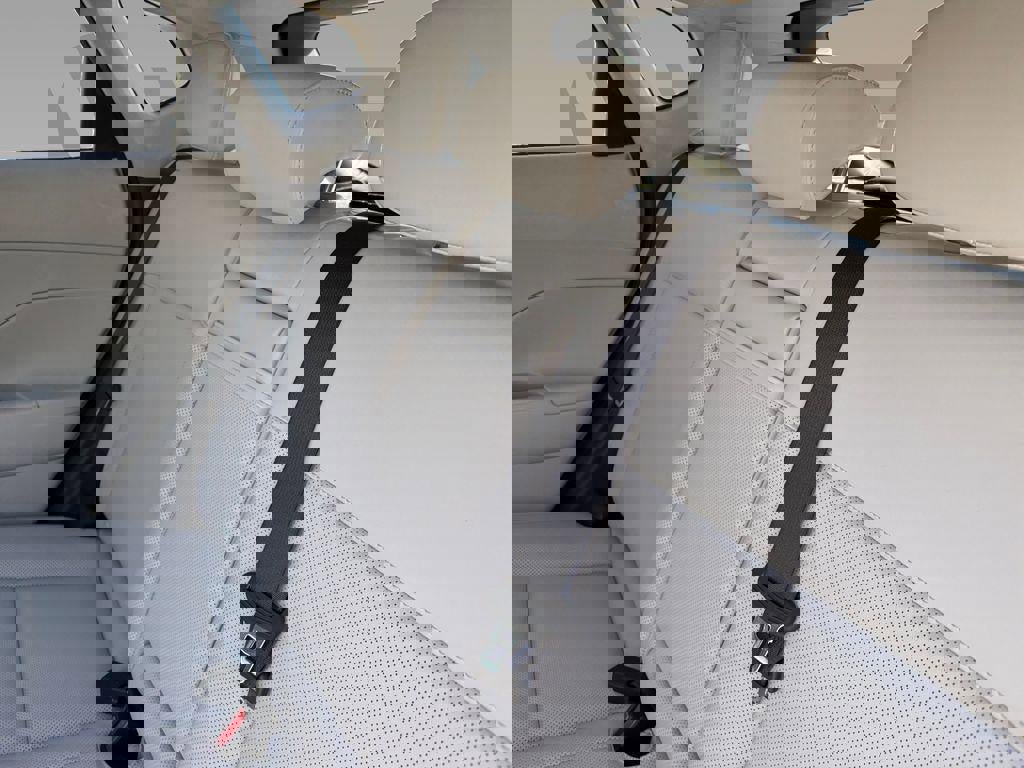 New 2026 Hyundai Kona Limited image 38