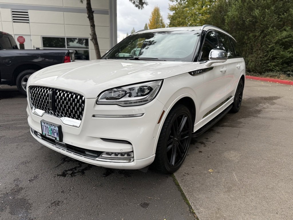 Used 2022 Lincoln Aviator Black Label w/ Dynamic Handling Package image 3