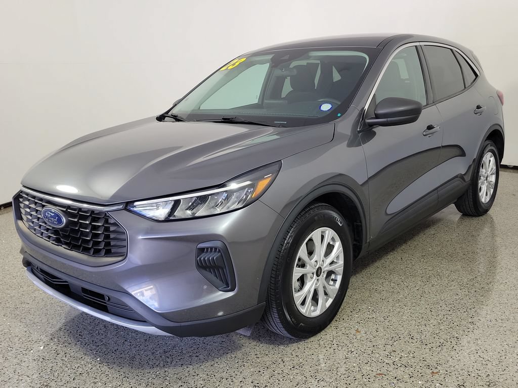 Used 2023 Ford Escape Active FWD image 4