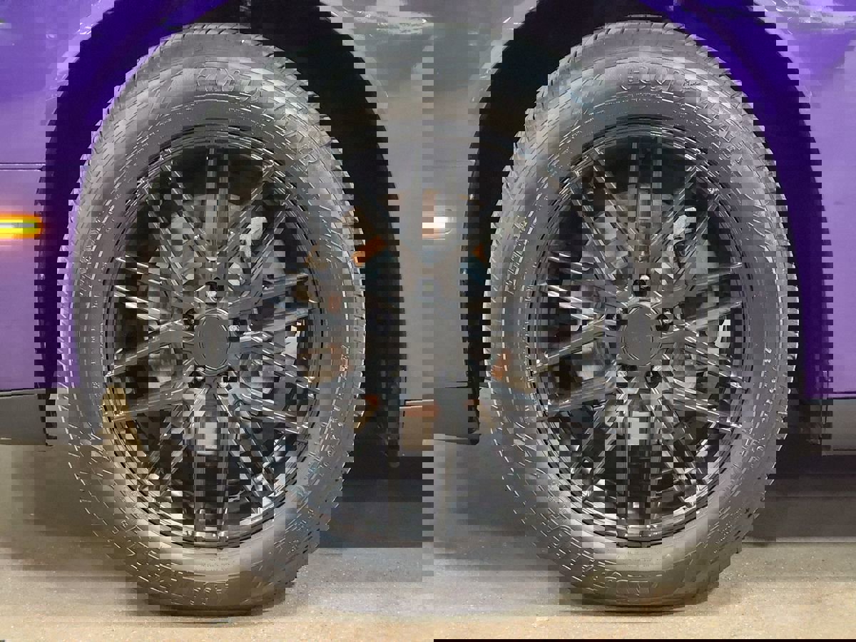 Used 2019 Dodge Challenger SXT image 26