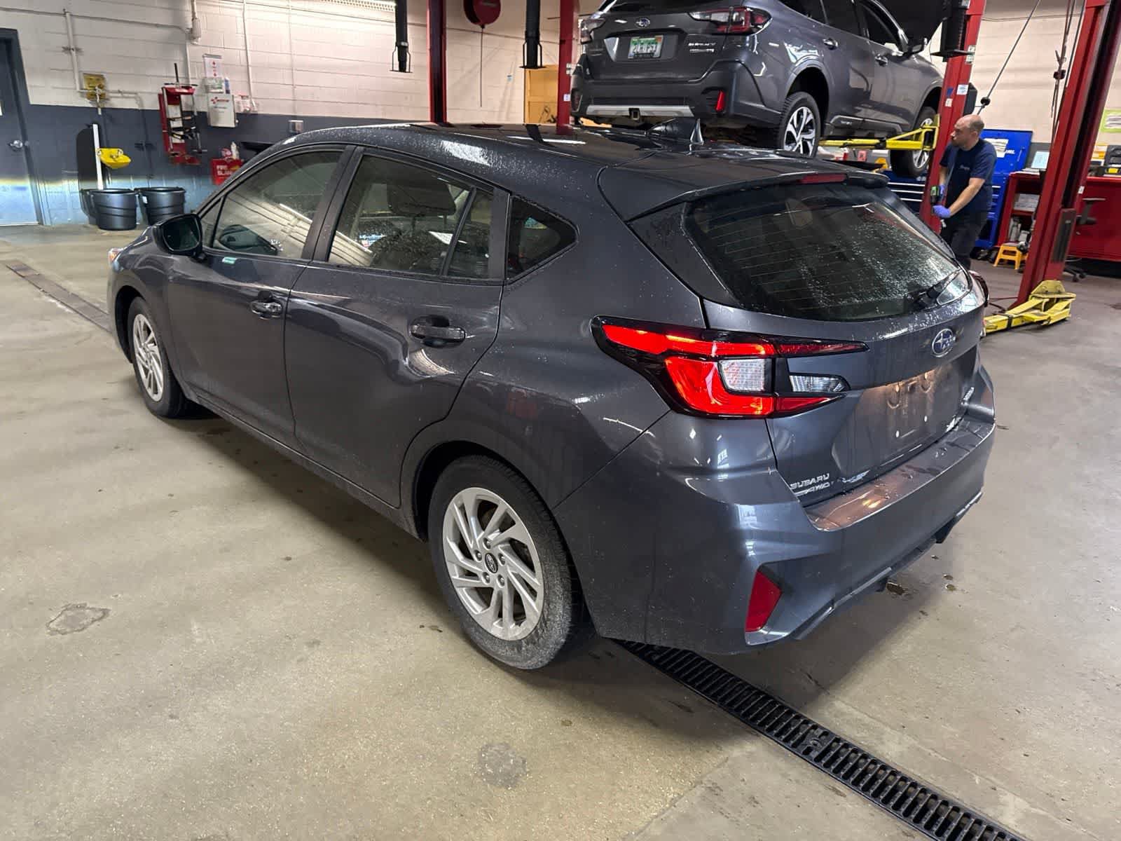 Used 2024 Subaru Impreza 2.0i w/ Popular Package #2 AWD/4WD image 2