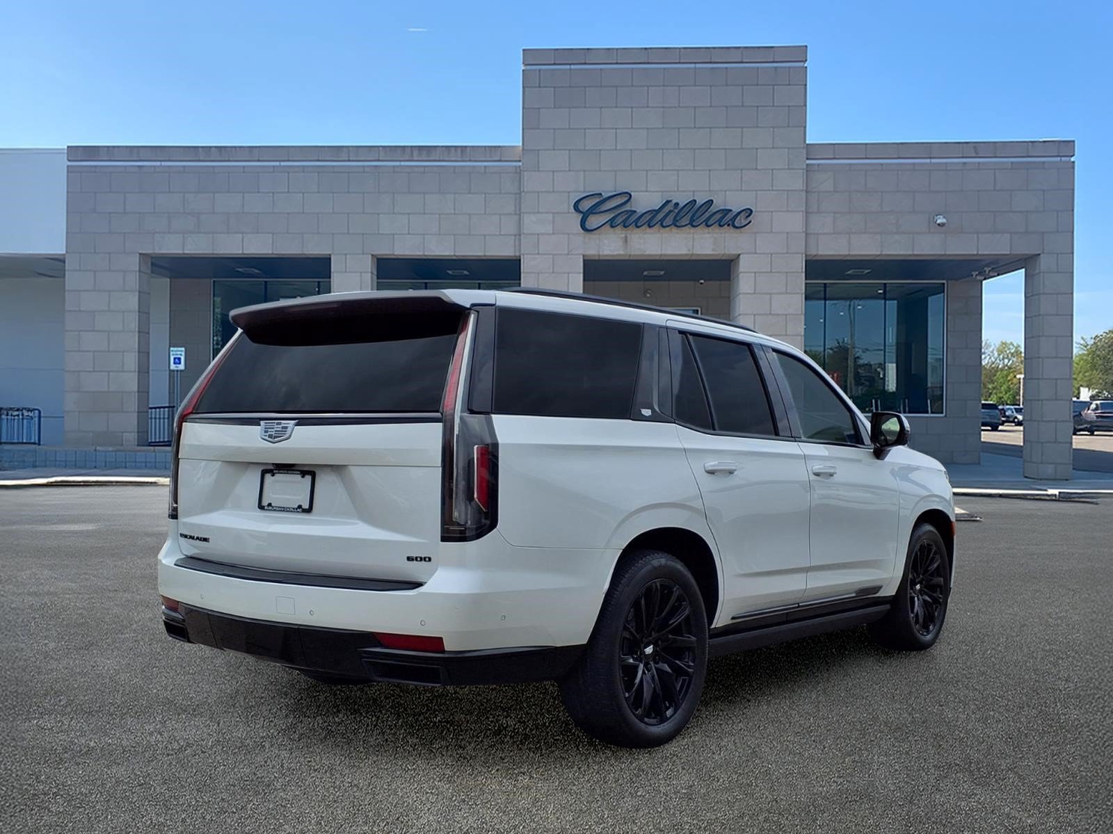 Used 2024 Cadillac Escalade Sport w/ LPO, ONYX Package AWD/4WD image 4