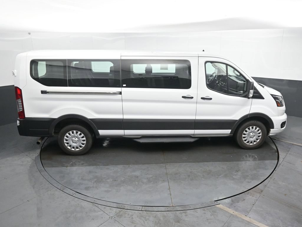 Used 2023 Ford Transit 350 XLT image 32