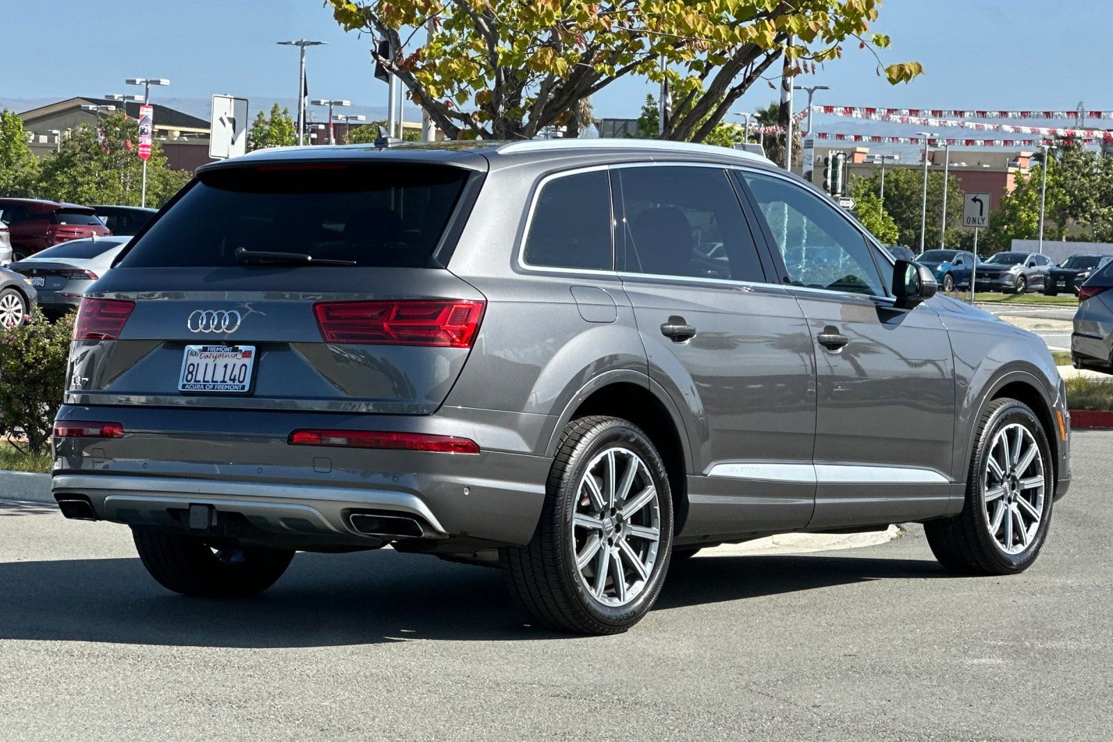 Used 2019 Audi Q7 3.0T Premium Plus w/ Premium Plus Package AWD/4WD image 4