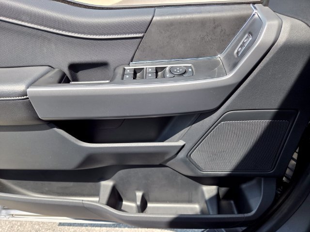 Used 2026 Ford F150 XLT w/ XLT Black Appearance Package RWD image 26