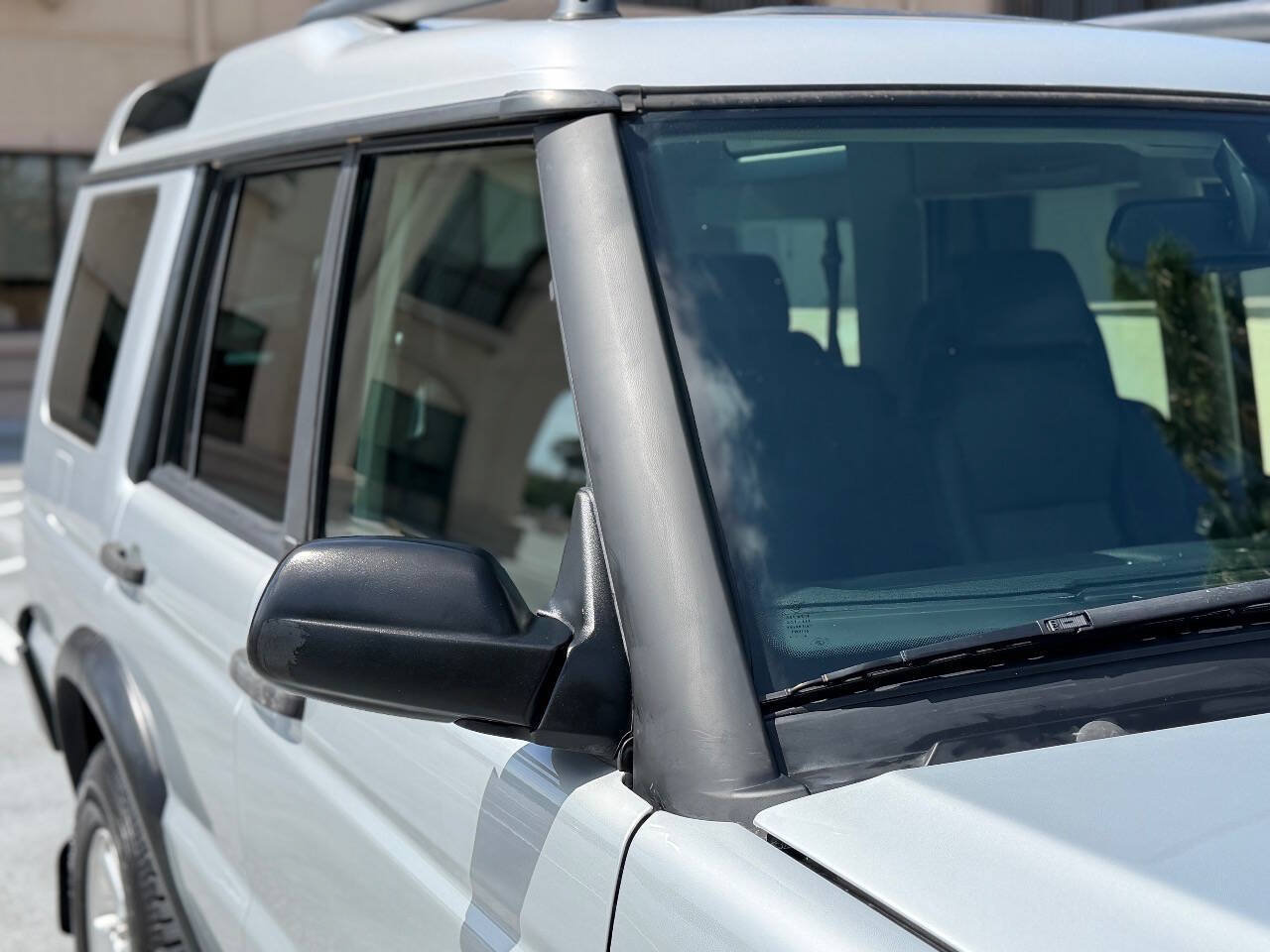 Used 2004 Land Rover Discovery S AWD/4WD image 28
