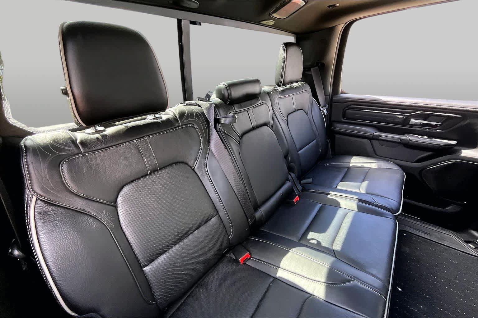 Used 2024 RAM 1500 Limited AWD/4WD image 19