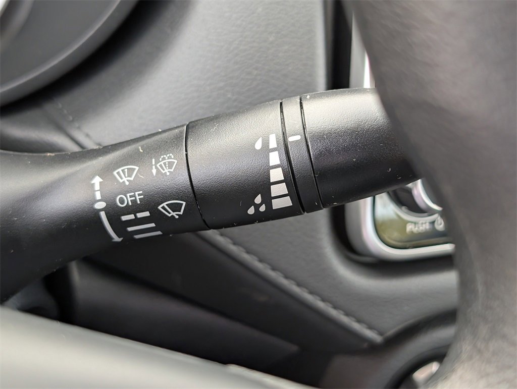 New 2025 Nissan Versa S image 23