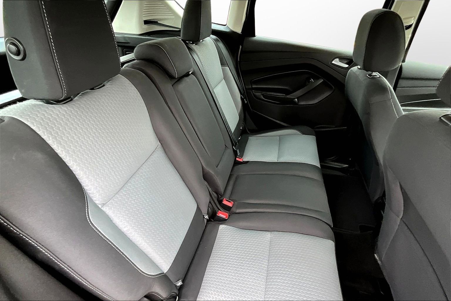 Used 2017 Ford C-MAX SE image 17