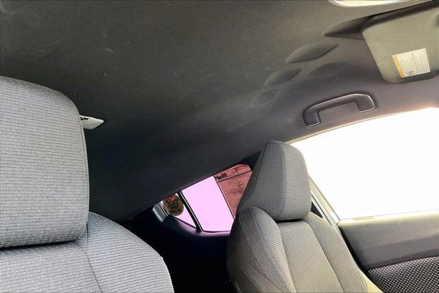 Used 2019 Toyota C-HR XLE FWD image 24