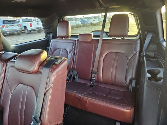 Certified 2024 Ford Expedition Limited image 18