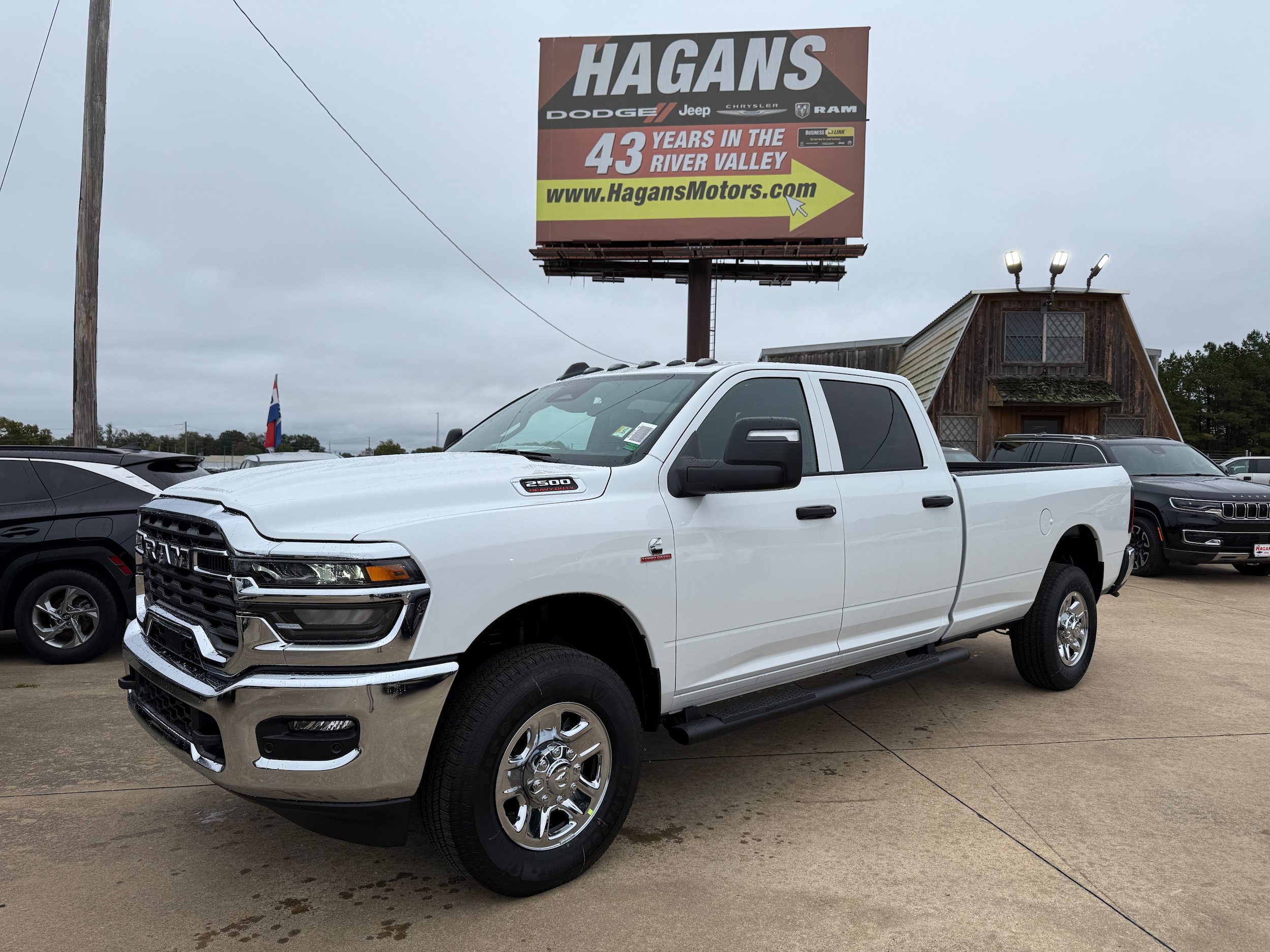 New 2026 RAM 2500 Tradesman AWD/4WD image 1