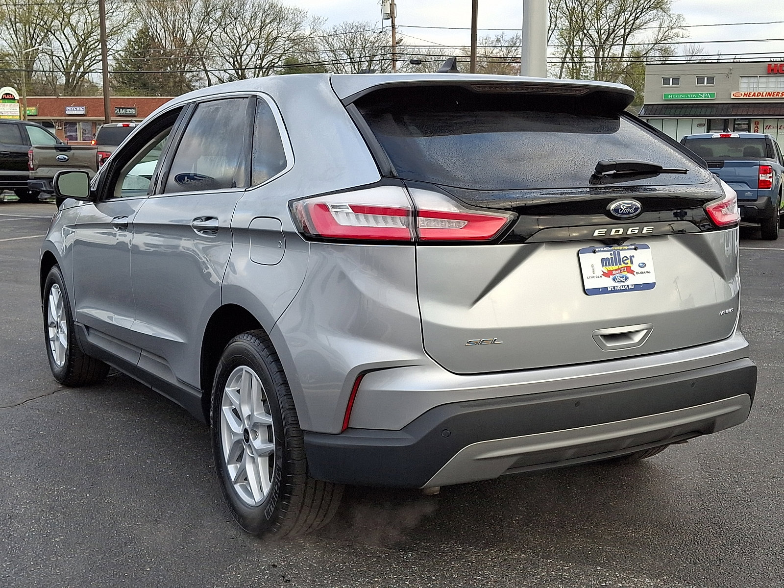Certified 2023 Ford Edge SEL w/ Convenience Package image 4