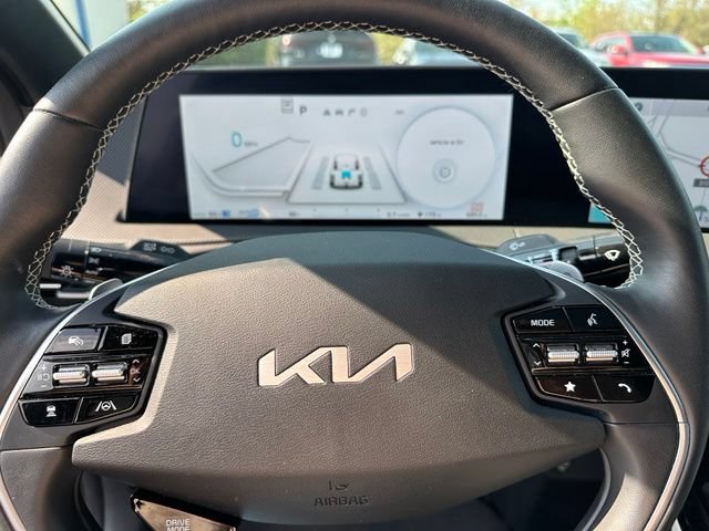 Used 2023 Kia EV6 GT-Line AWD/4WD image 32