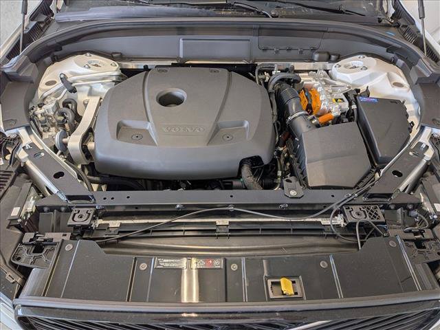 New 2026 Volvo XC60 T8 Plus w/ Climate Package PRO AWD/4WD image 18