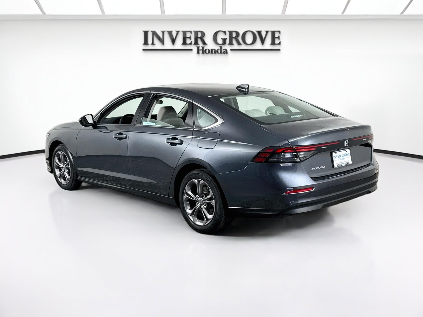 Certified 2024 Honda Accord EX image 7