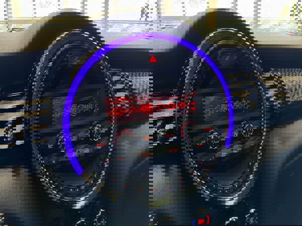 Used 2014 MINI Cooper S image 27