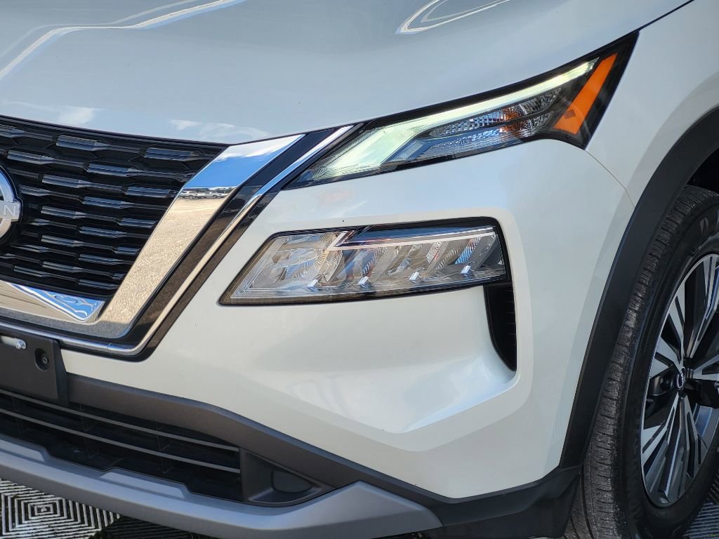 Used 2023 Nissan Rogue SV w/ SV Premium B Package image 8