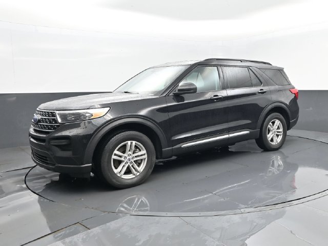 Used 2021 Ford Explorer XLT w/ Class III Trailer Tow Package AWD/4WD image 1