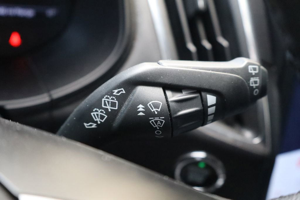 Used 2024 Ford Edge Titanium image 24