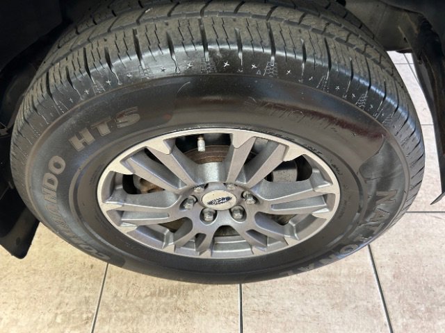 Used 2018 Ford F150 Lariat w/ Equipment Group 501A Mid image 17